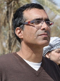 Director／Yossi Madmony