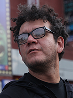 Walking Distance　Alejandro Guzmán Alvarez  (Director)