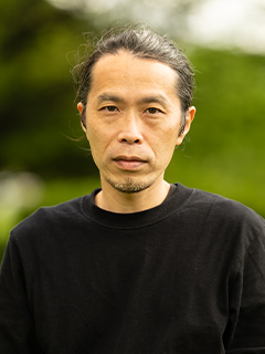 監督： 川田淳