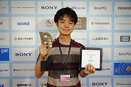 ＜Honorable Mention＞　Tomoki Misato (Director) “Look at Me Only”